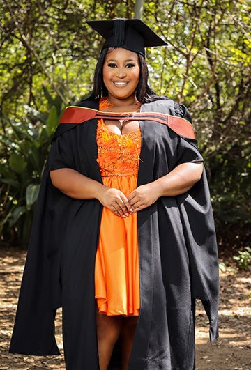 Moloantoa graduates with 25 distinctions